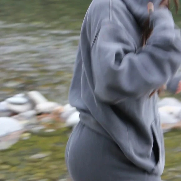 Joah Brown Oversized Jogger (XS/SM) and zip hoodie (OS)-Washed Black - Picture 4 of 13